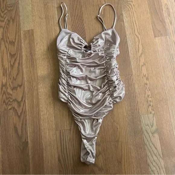 NWT Zara Metallic Gold Ruched Liquid Bodysuit with Cutout Medium 7818/384/303 - Picture 9 of 13